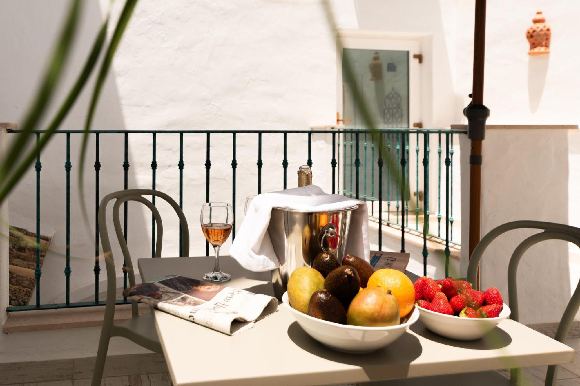 Casa Esmeralda - Luxury Boutique Apartments Old Town Estepona Exterior foto